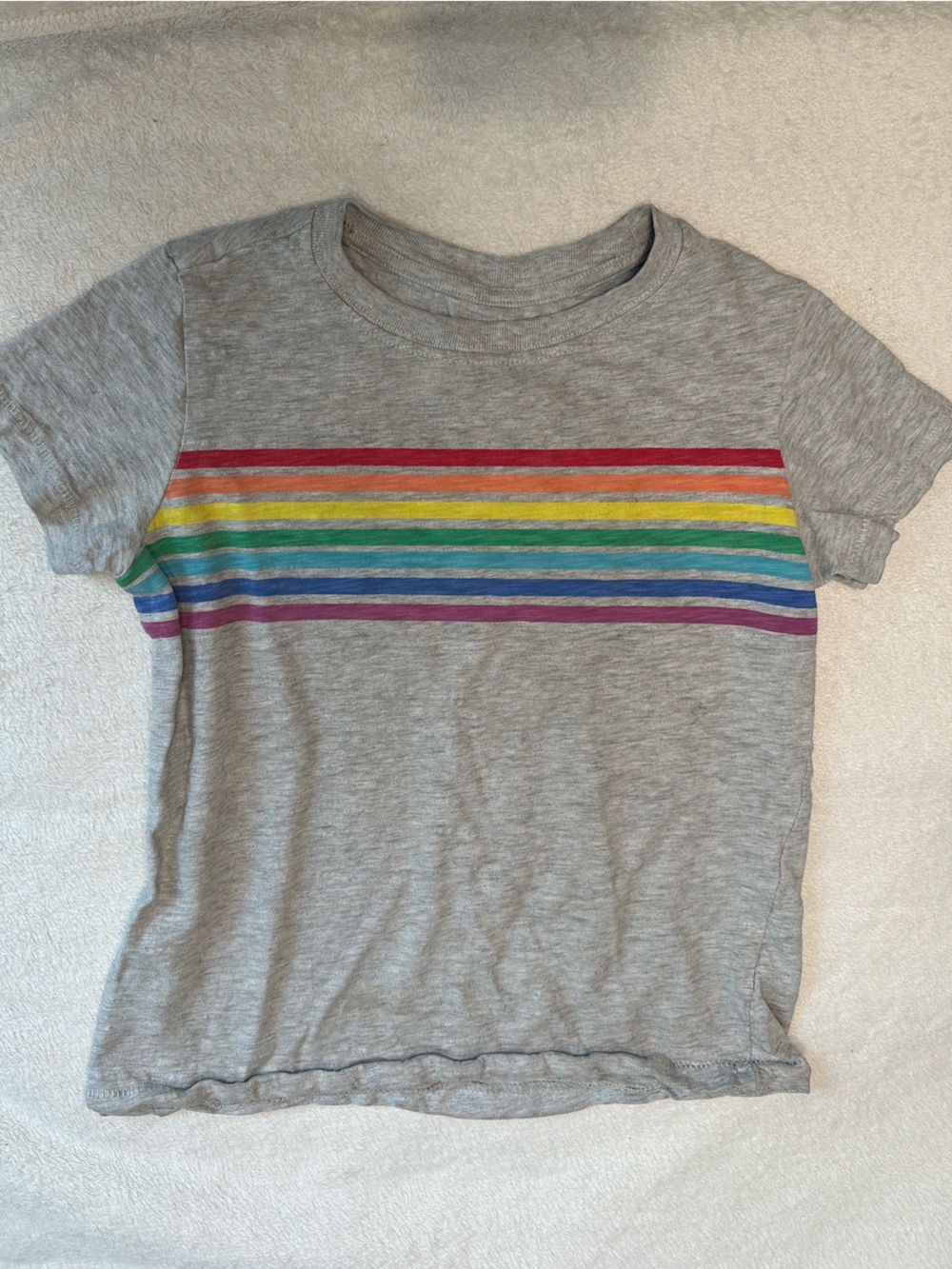 Kids Pirmary brand Gray Tee with Rainbow Stripe, size 4T - Picture 2 of 4